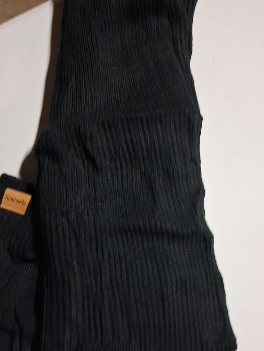 NWT Unisex Black Knit Winter Hat, Scarf & Gloves 3 Piece Set